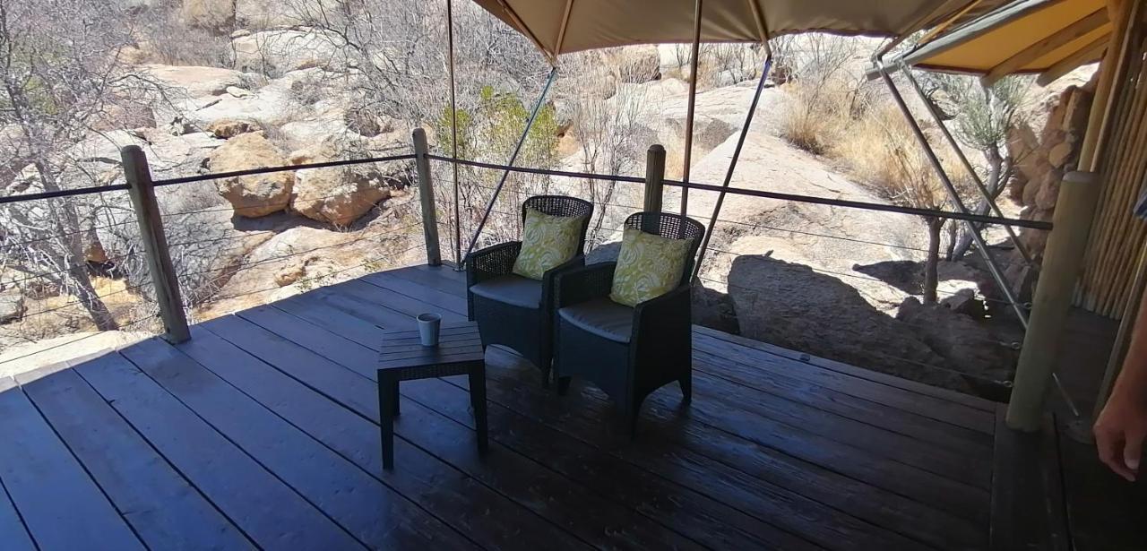 Ondudu Safari Lodge Омаруру Екстер'єр фото