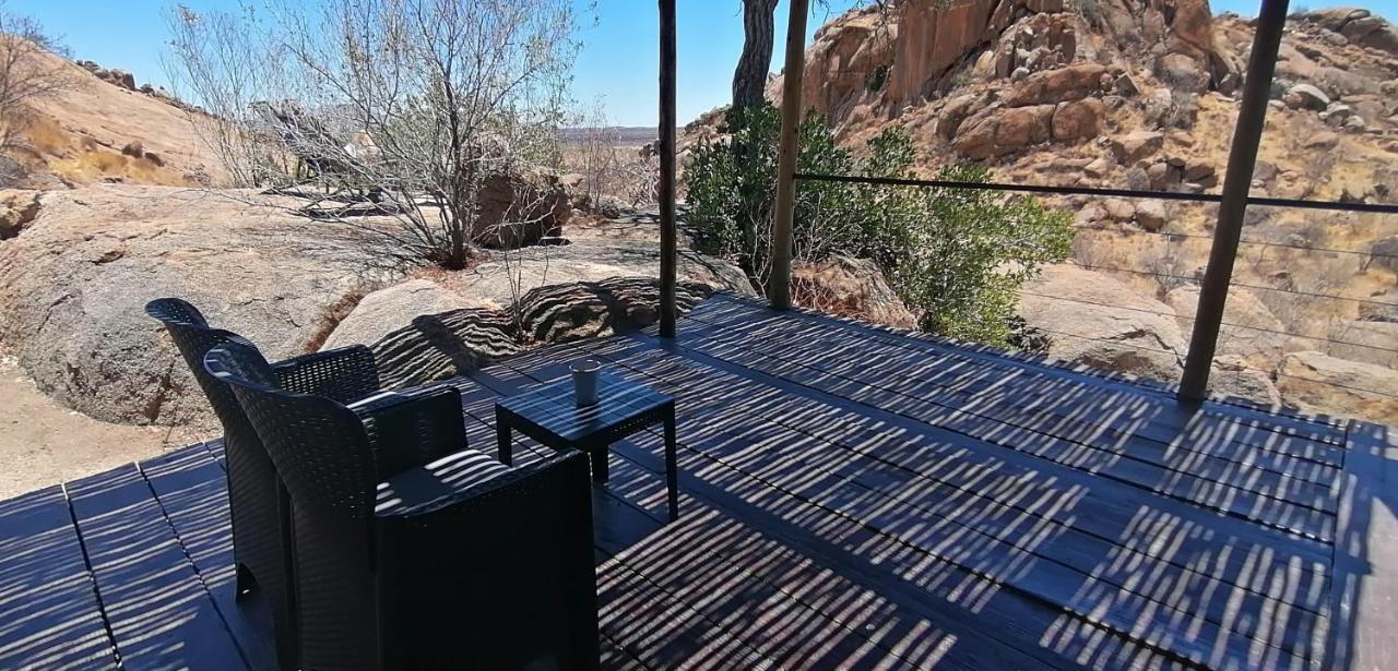 Ondudu Safari Lodge Омаруру Екстер'єр фото