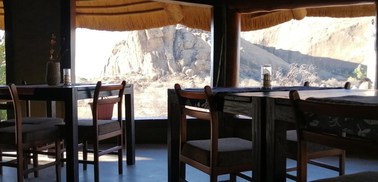 Ondudu Safari Lodge Омаруру Екстер'єр фото