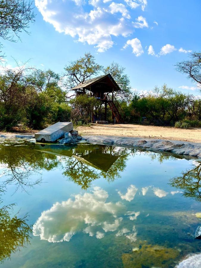Ondudu Safari Lodge Омаруру Екстер'єр фото