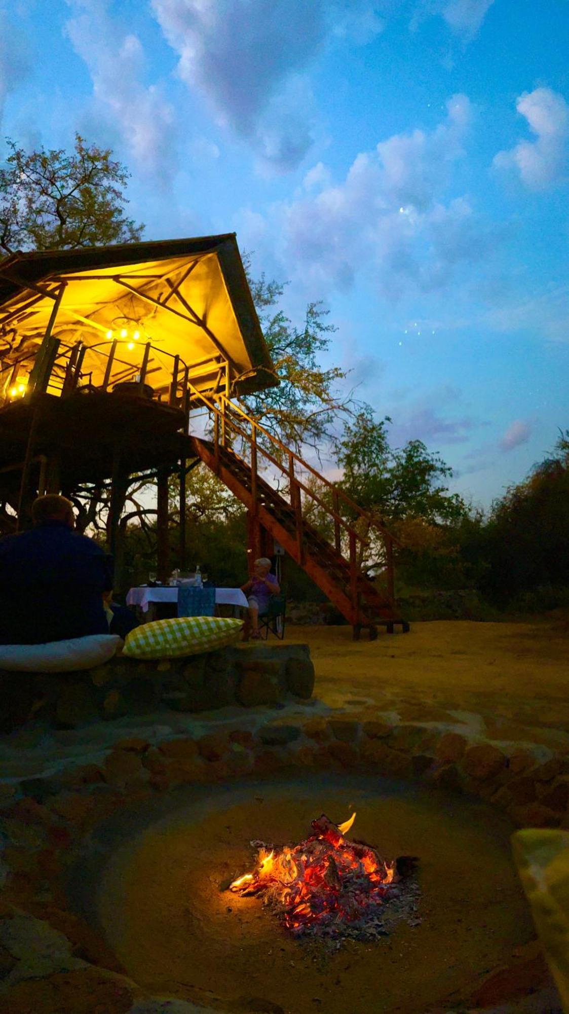 Ondudu Safari Lodge Омаруру Екстер'єр фото